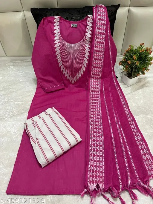 Women Suit With Dupatta